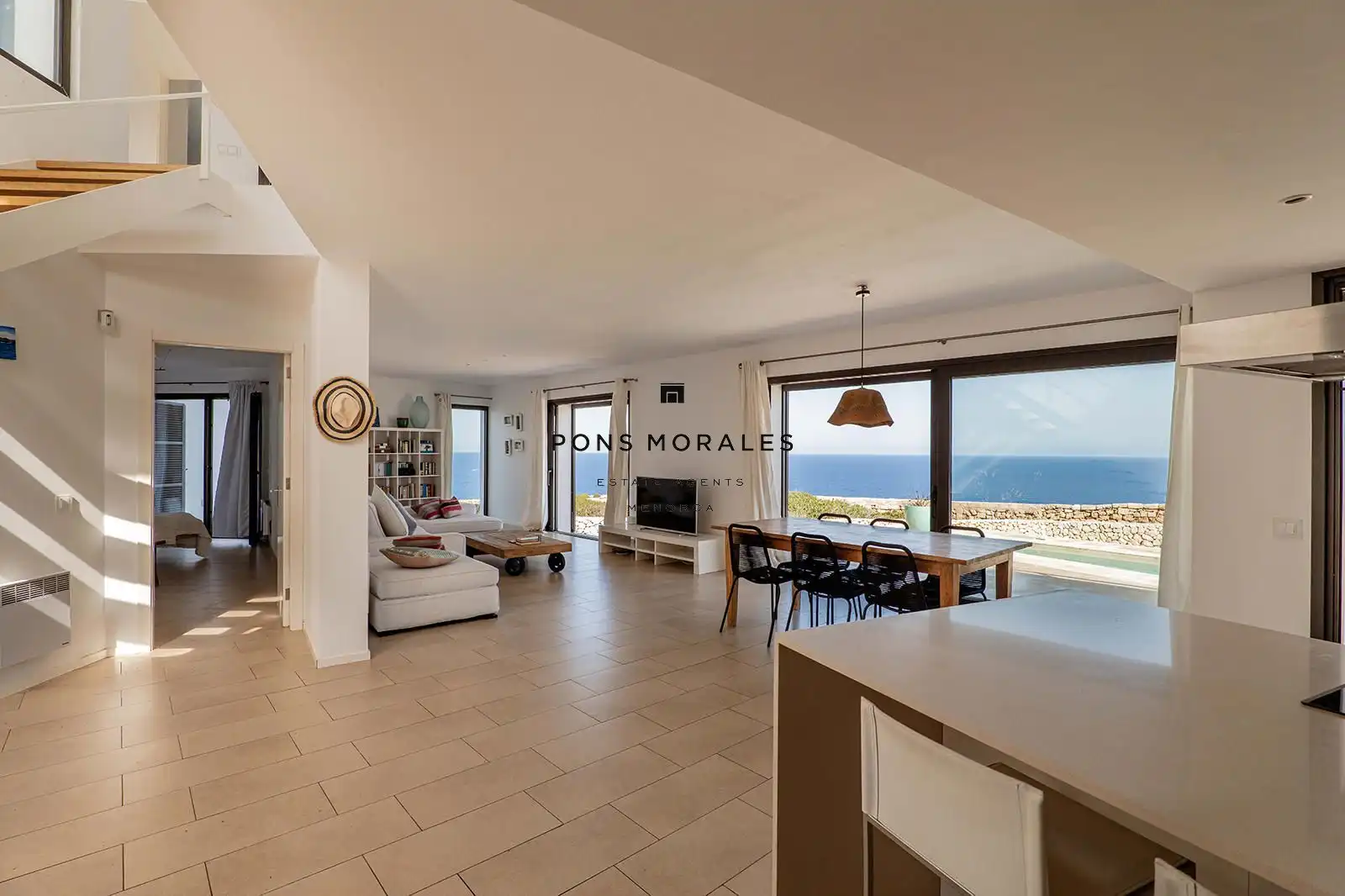 Sala d'estar de Casa o xalet en venda en Ciutadella de Menorca amb Calefacció, Jardí privat i Terrassa