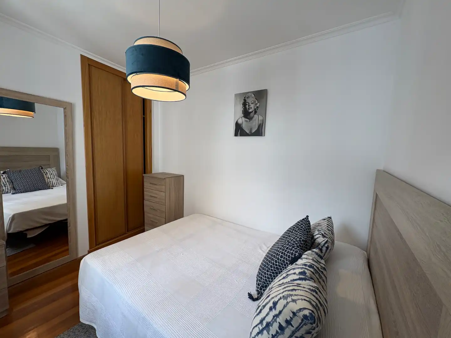Schlafzimmer von Wohnung zur Miete in Ferrol mit Heizung, Abstellraum und Möbliert