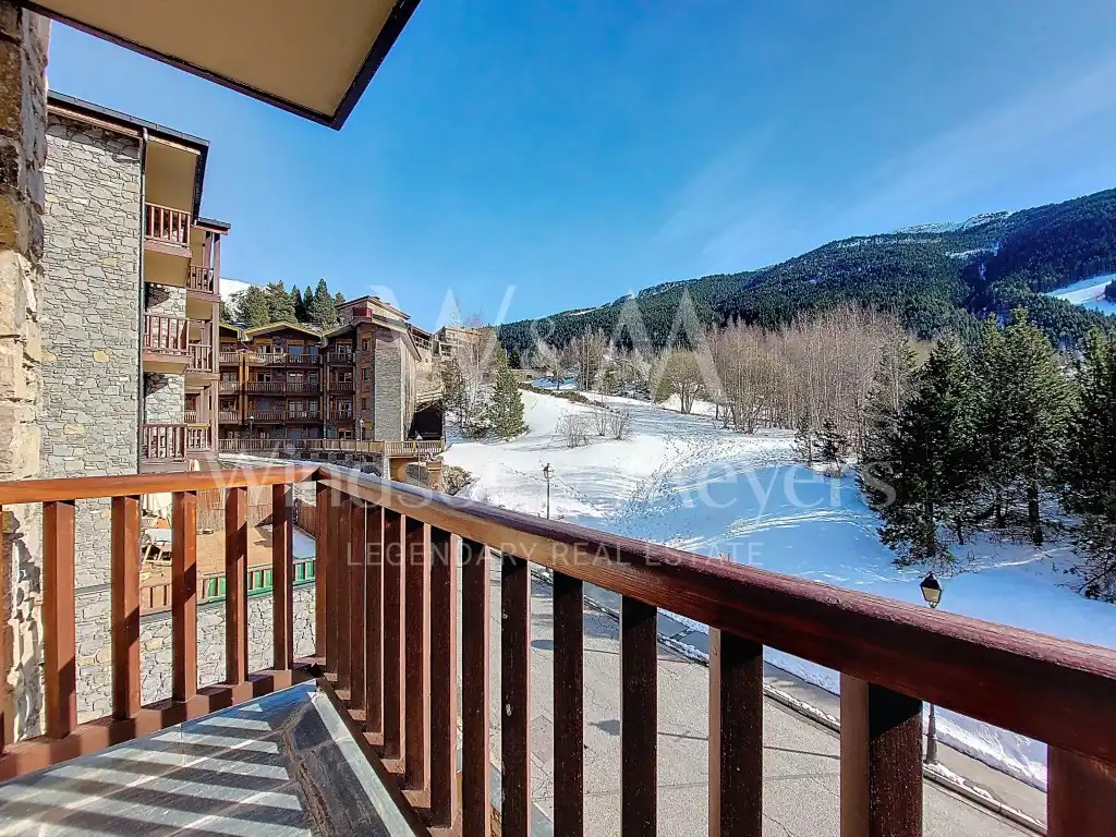 Piso con terraza en venta en Camí de la Basera, imagen 9