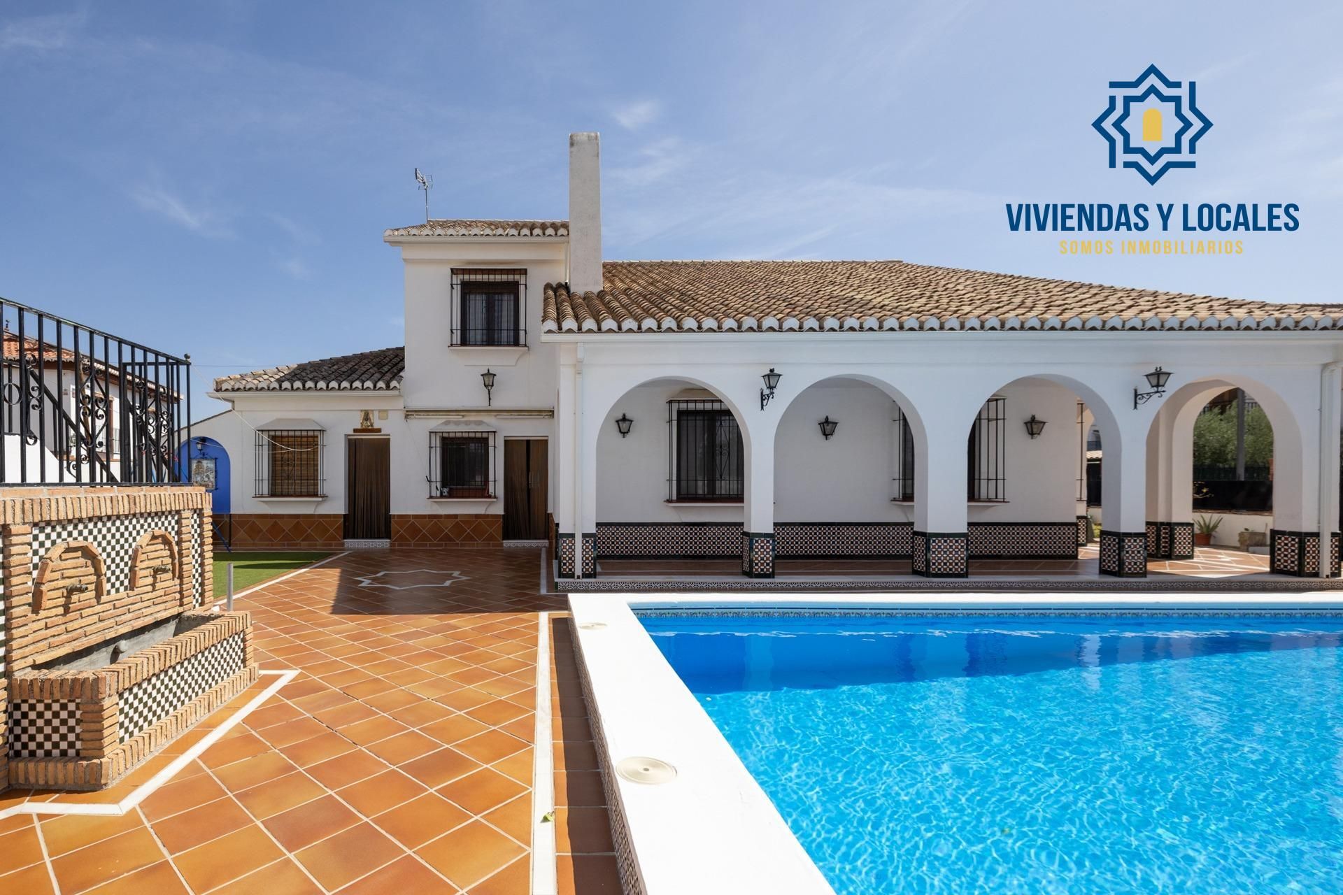 Exterior view of House or chalet for sale in Ogíjares  with Air Conditioner and Heating