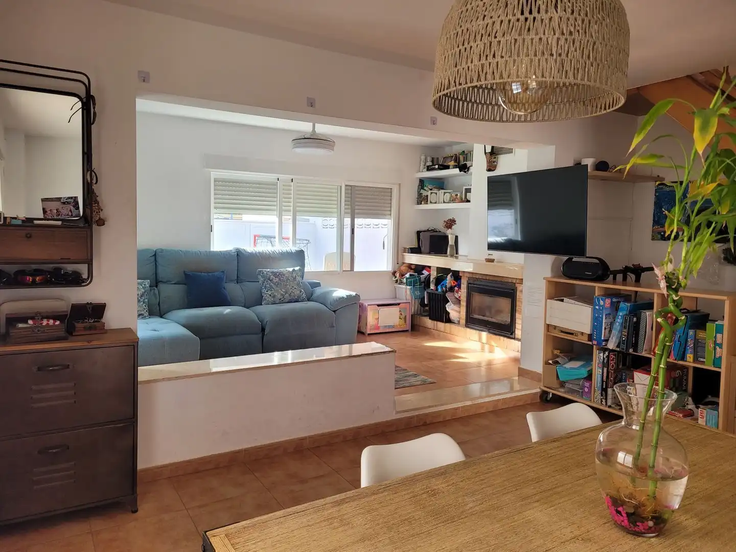 Sala d'estar de Casa o xalet en venda en Benicasim / Benicàssim amb Aire condicionat, Jardí privat i Terrassa