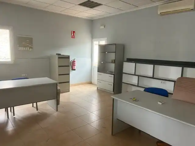 Commercial properties for rent in Puertollano  with Air Conditioner and Furnished