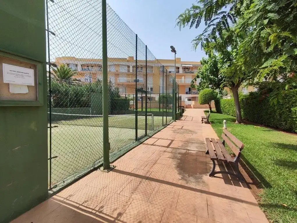 Aparcament de Apartament en venda en Dénia amb Aire condicionat, Calefacció i Terrassa