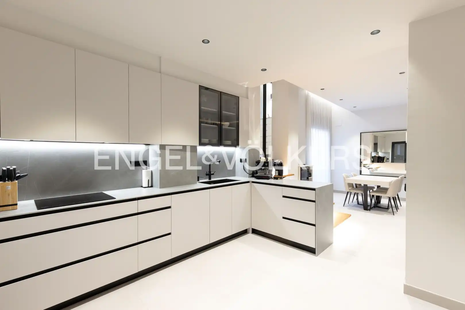 Kitchen of Apartments for sale in Olesa de Montserrat  with Air Conditioner, Heating and Terrace