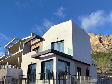Villa con piscina in vendita a Balcón de Ponoig - Polop Paradis - Polop Hills