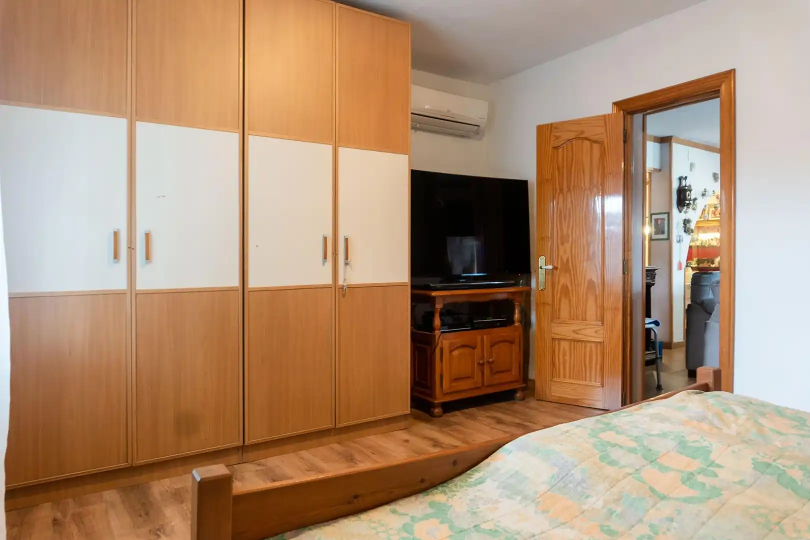 Bedroom of Houses for sale in Albinyana  with Heating, Balcony and Community pool