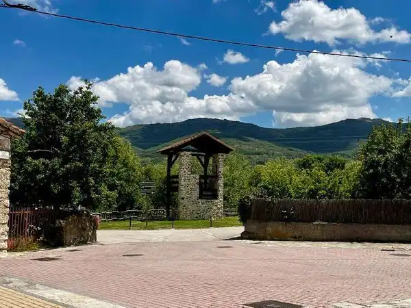 Vista exterior de Residencial en venta en Pinilla del Valle