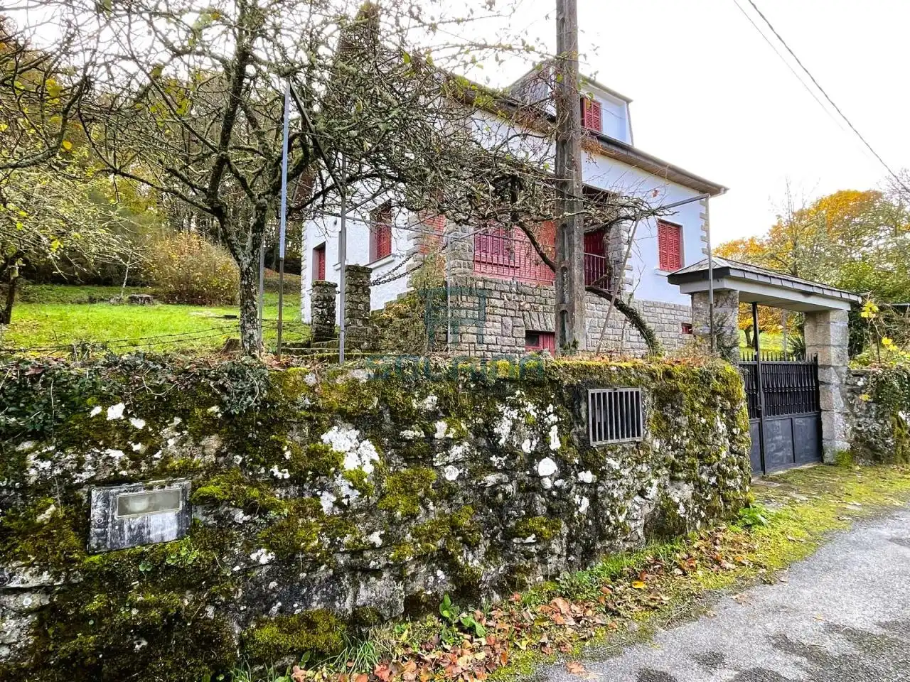 Vista exterior de Casa o chalet en venta en Baños de Molgas con Calefacción y Jardín privado
