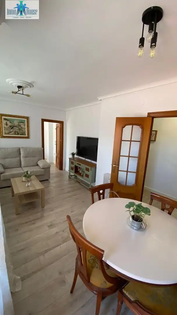 Sala de estar de Piso de alquiler en Albacete con Aire acondicionado, Calefacción y Terraza