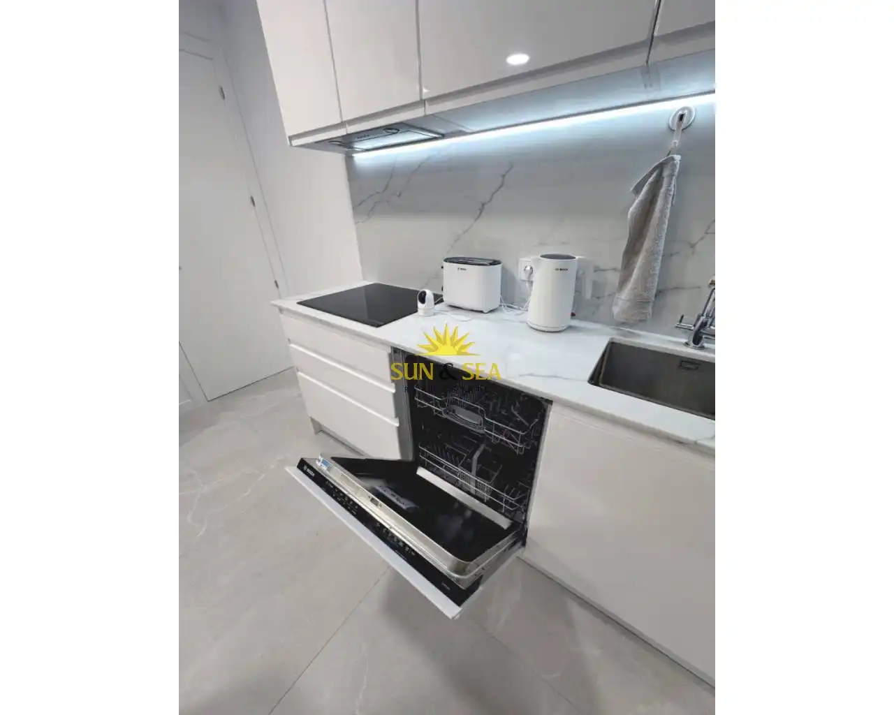 Cocina de Planta baja de alquiler en Finestrat con Aire acondicionado, Calefacción y Terraza