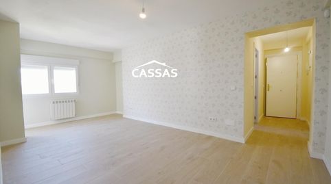 Foto 2 de Piso en venta en Avenida de Londres, Veredillas, Torrejón de Ardoz
