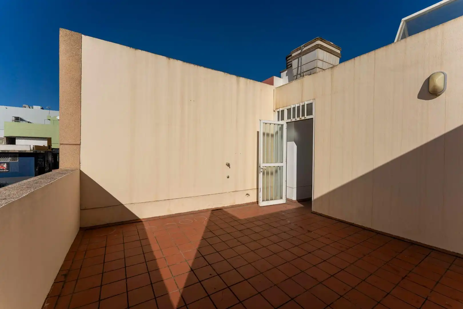 Terrace of Detached homes for sale in San Cristóbal de la Laguna  with Storage room, Balcony and Alarm