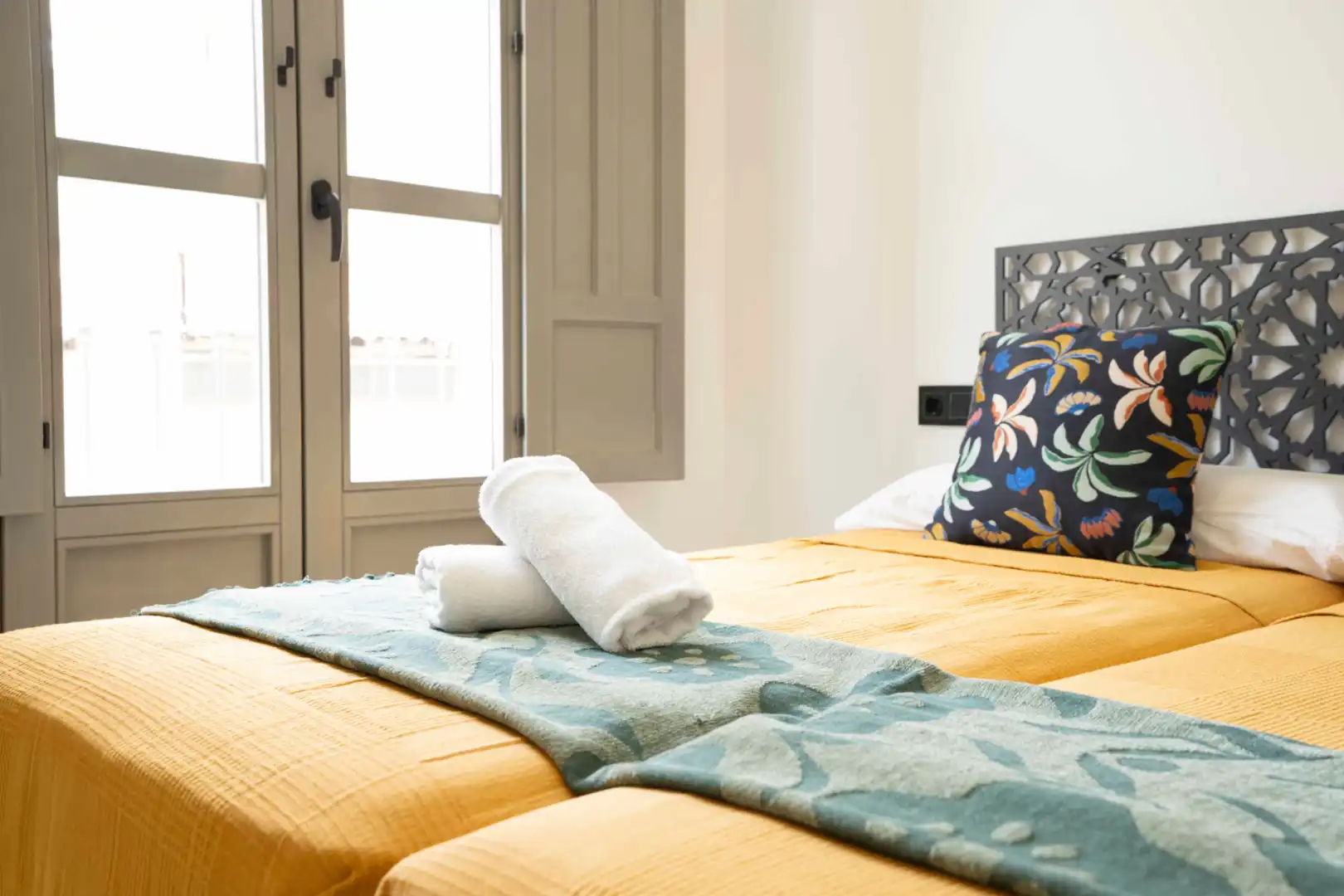 Schlafzimmer von Wohnung zur Miete in Granada mit Klimaanlage, Heizung und Möbliert