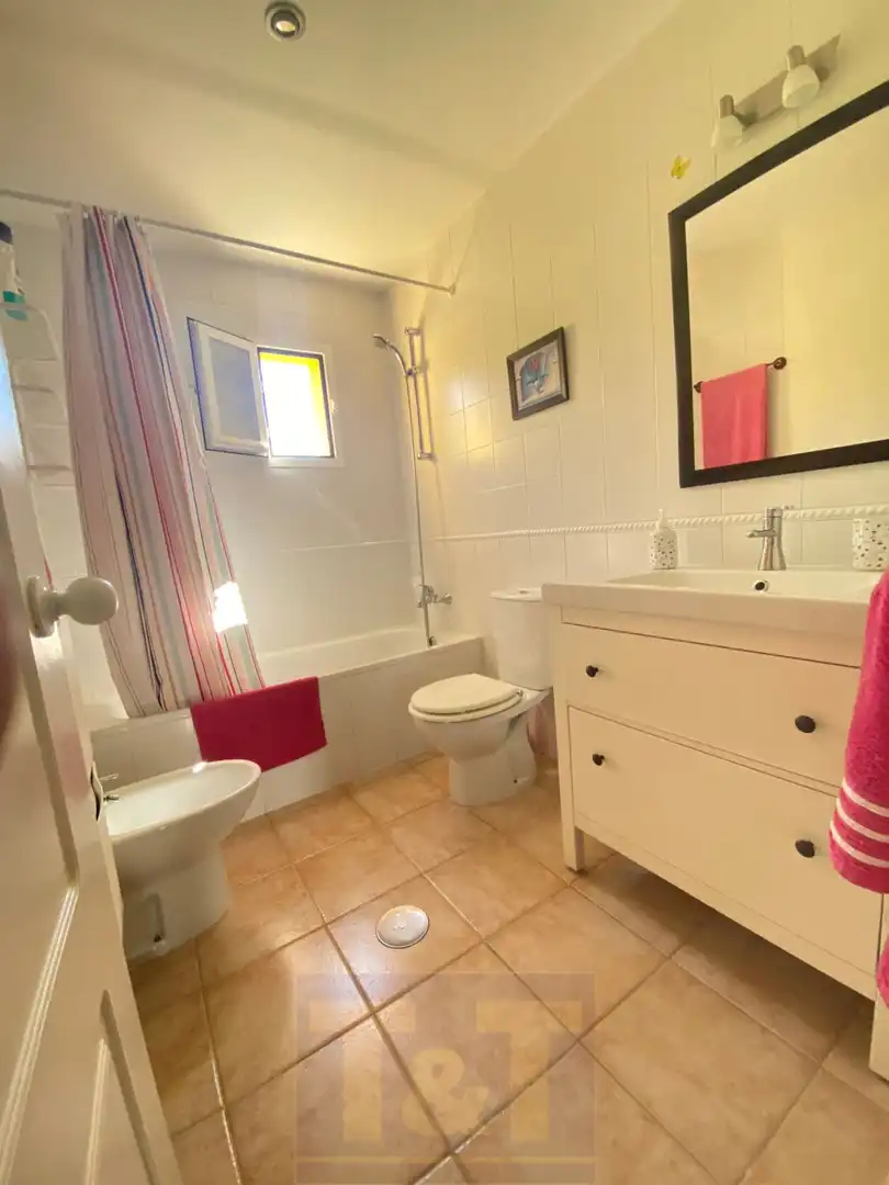 Baño de Casa adosada en venta en Islantilla con Aire acondicionado y Terraza