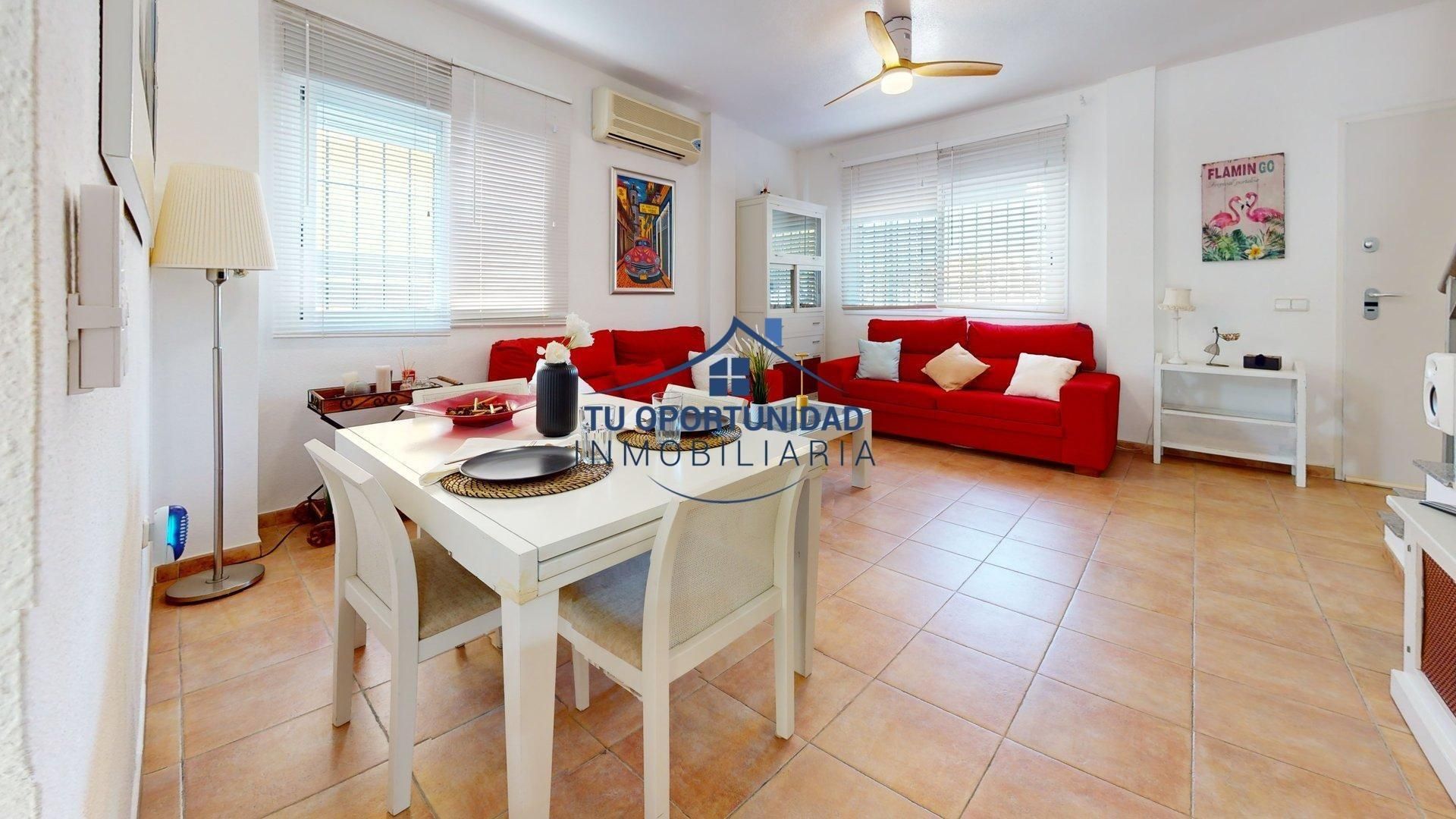 Vista exterior de Dúplex de lloguer en Pilar de la Horadada amb Aire condicionat, Calefacció i Balcó