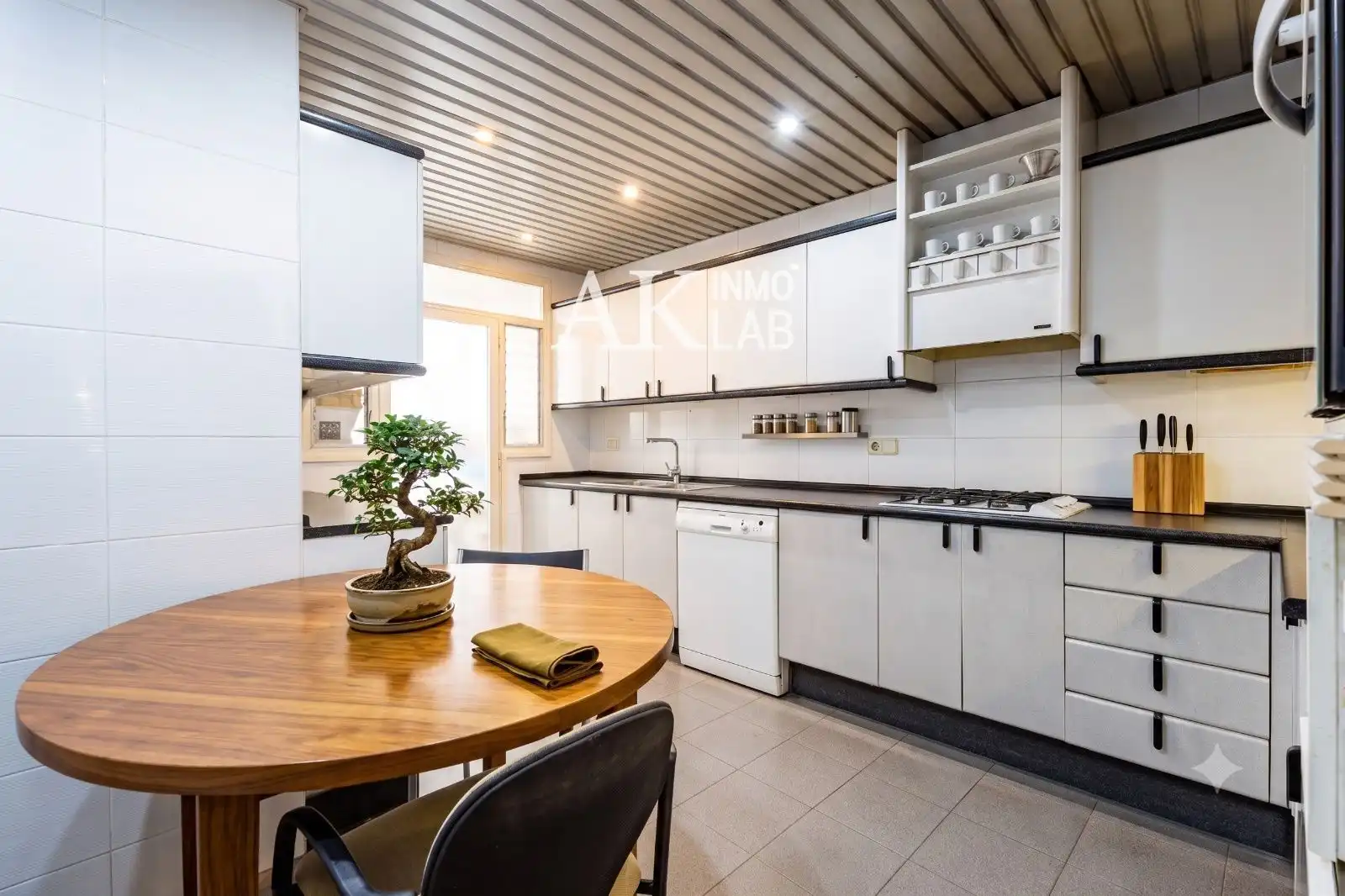 Kitchen of Flat for sale in Barcelona  with Air Conditioner, Heating and Terrace