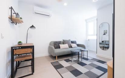 Living room of Flat for sale in  Madrid Capital  with Air Conditioner