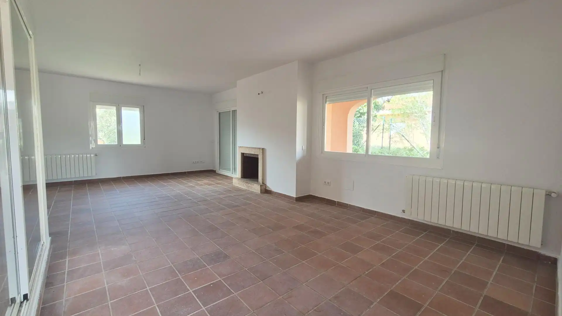Living room of Detached homes for sale in Carrascal de Barregas