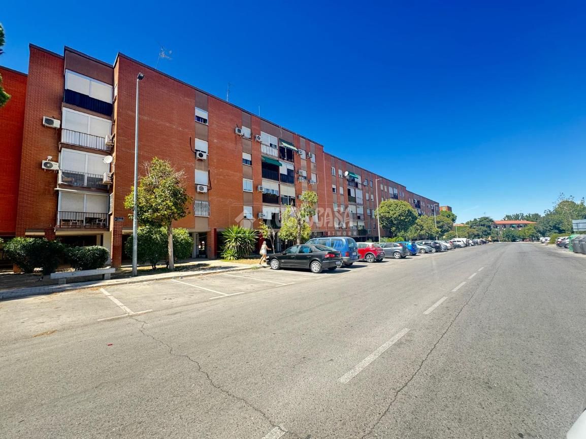 Exterior view of Flat for sale in Aranjuez  with Air Conditioner