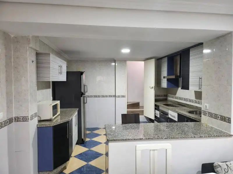 Cocina de Casa o chalet en venta en Cáceres con Aire acondicionado, Jardín privado y Terraza