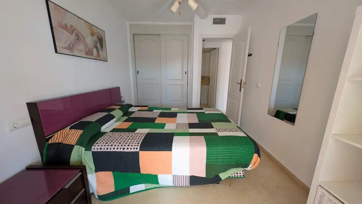 Dormitori de Apartament en venda en Benalmádena amb Aire condicionat, Calefacció i Jardí privat