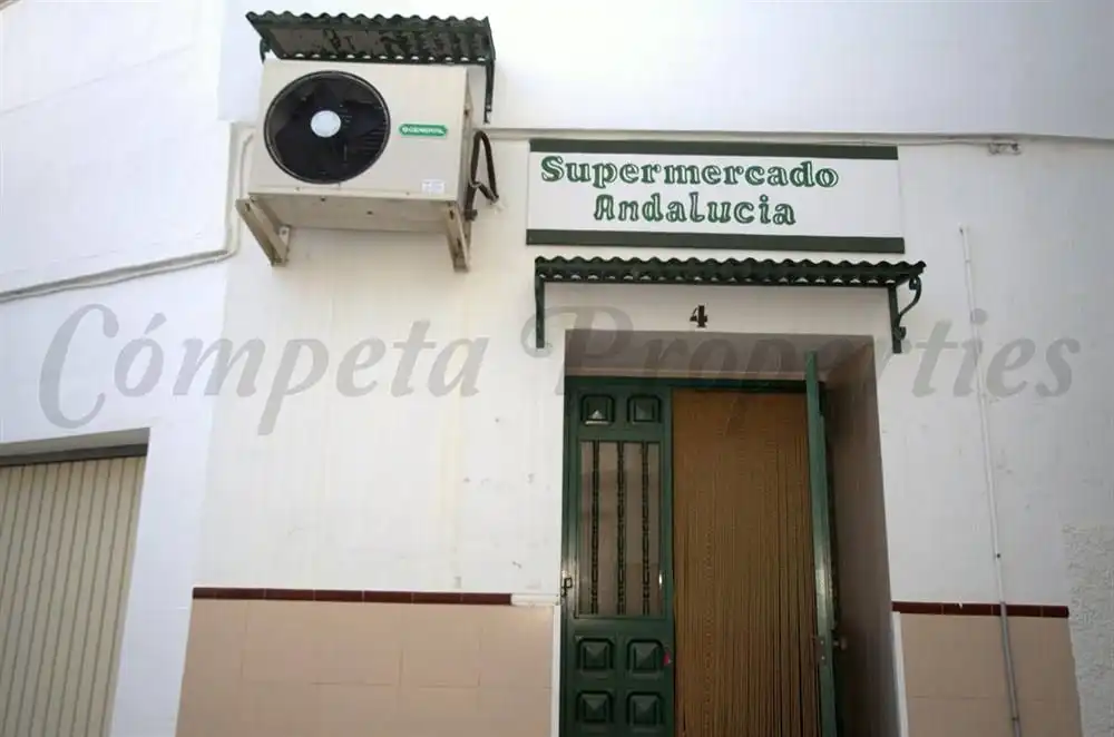 Business premises for sale in Cómpeta