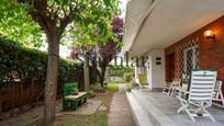 Jardí de Casa o xalet en venda en Castelldefels amb Jardí privat i Terrassa