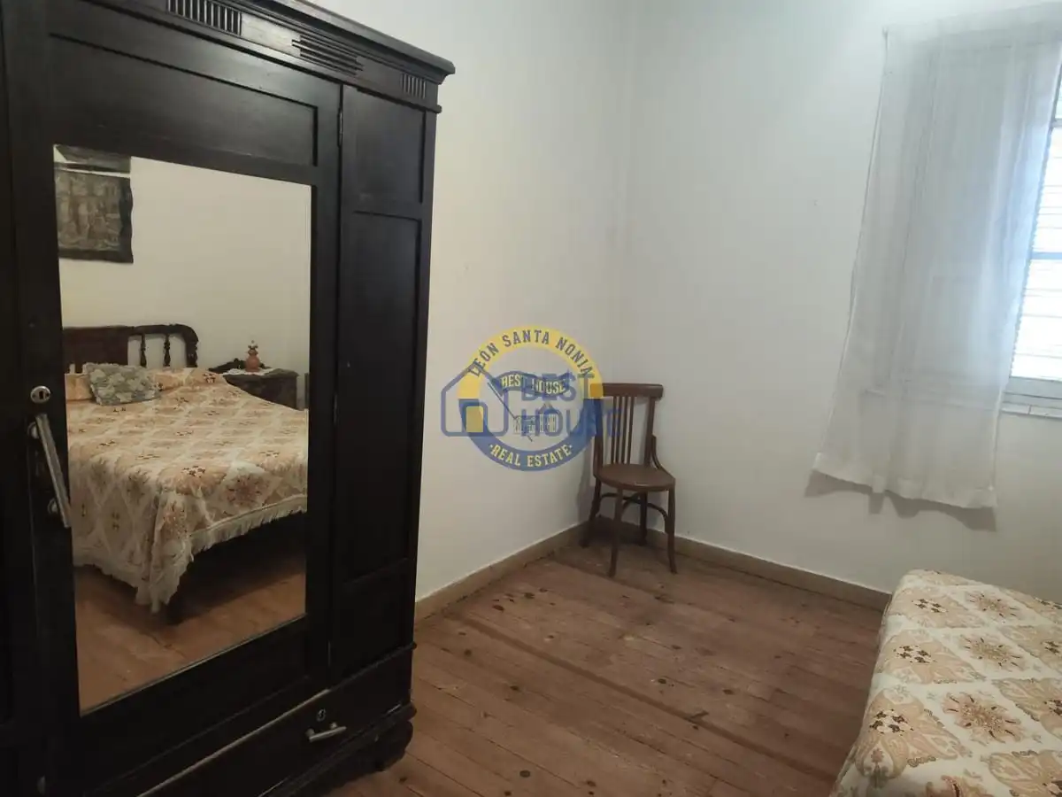 Casa o chalet en venta en León Capital  con Jardín privado