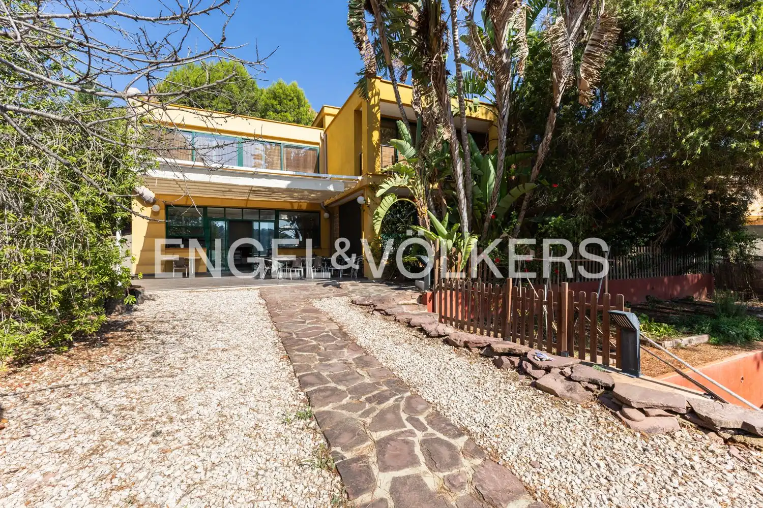 Vista exterior de Casa o chalet en venta en Gilet con Aire acondicionado, Calefacción y Jardín privado