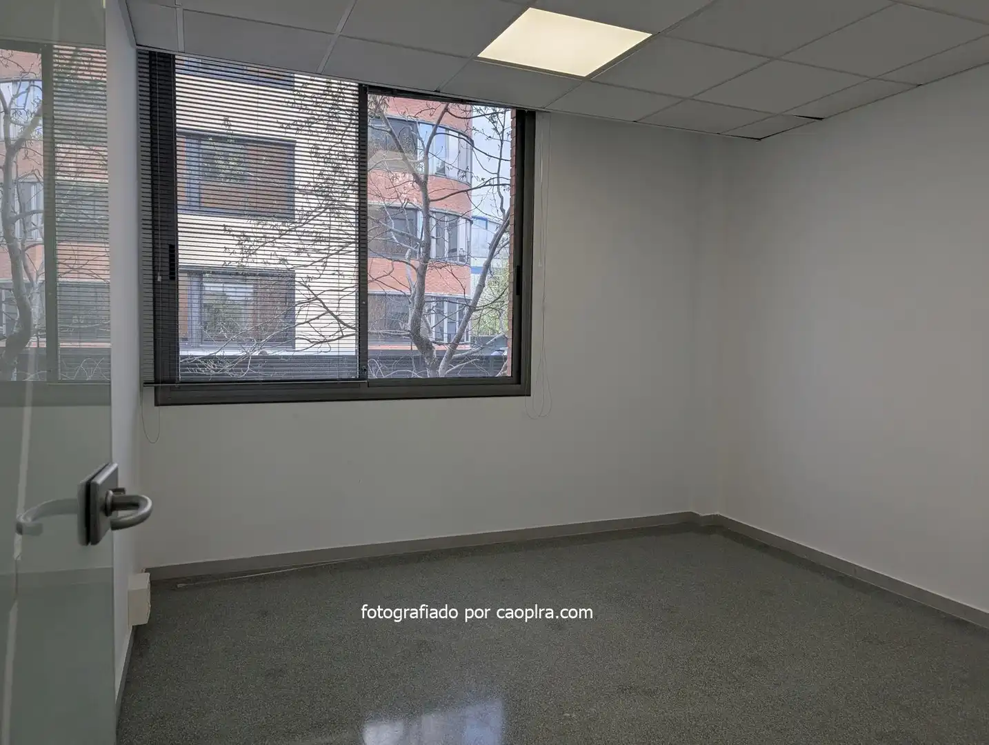 Office for rent in Sant Just Desvern  with Air Conditioner and Heating