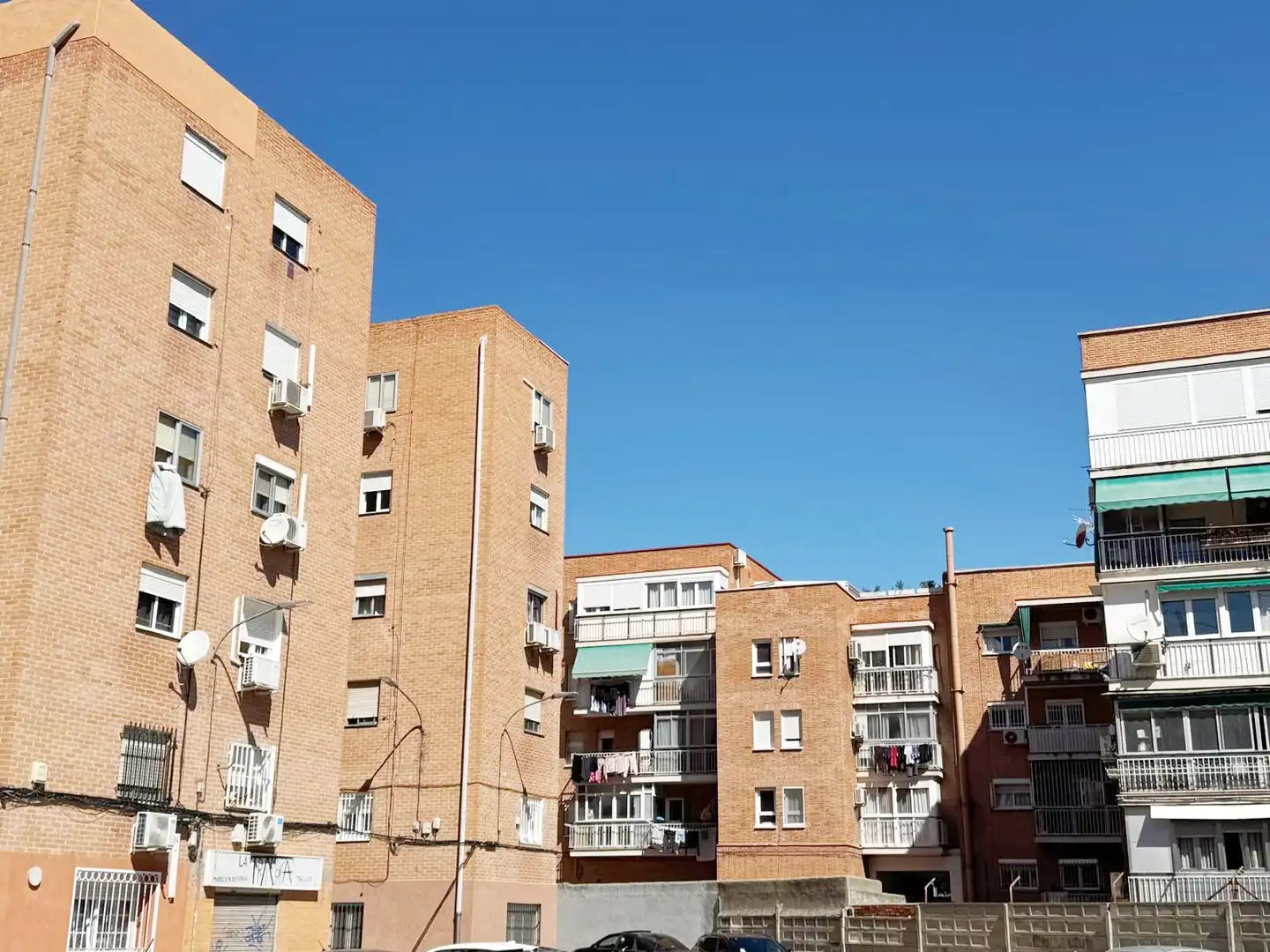 Vista exterior de Piso en venta en Madrid con Aire acondicionado, Calefacción y Trastero