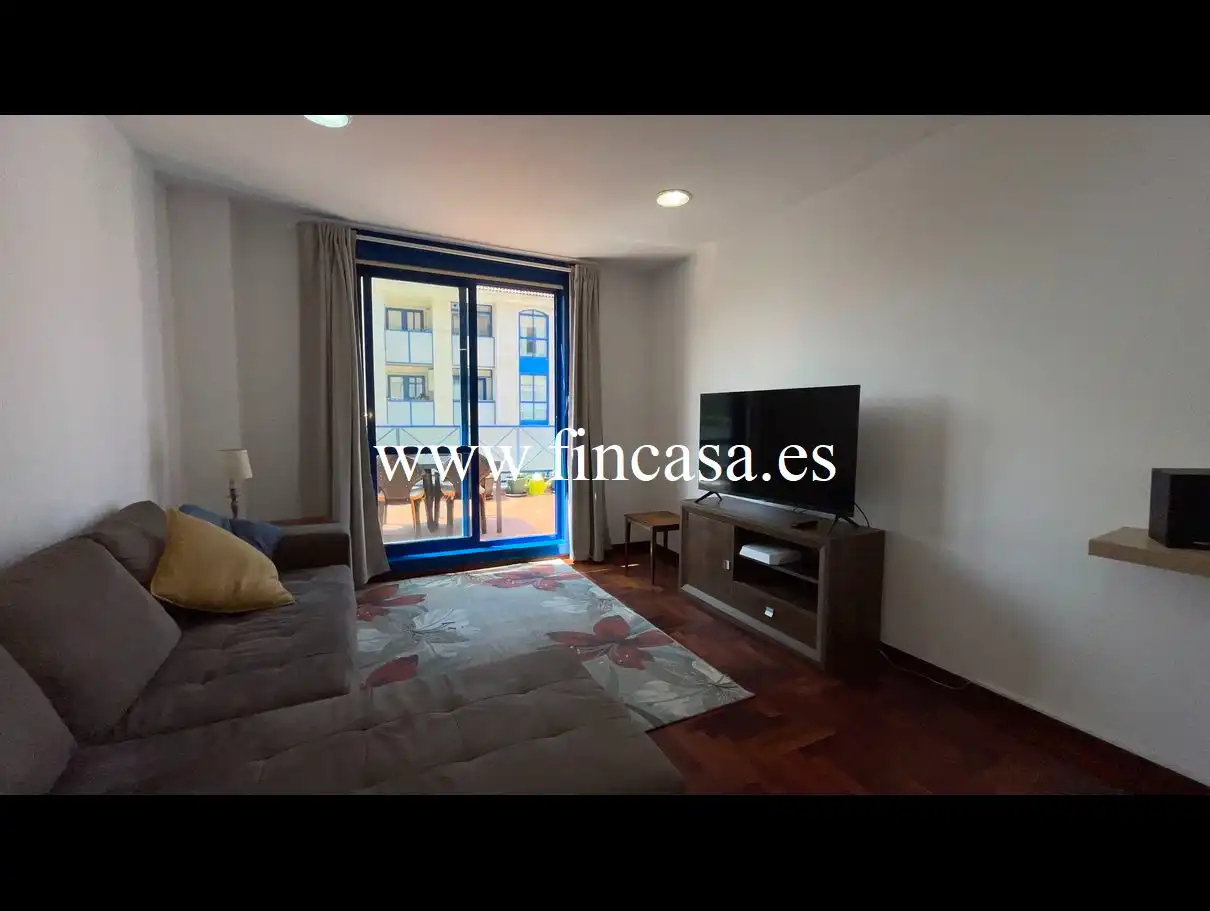 Sala de estar de Piso en venta en Nigrán con Calefacción, Jardín privado y Parquet