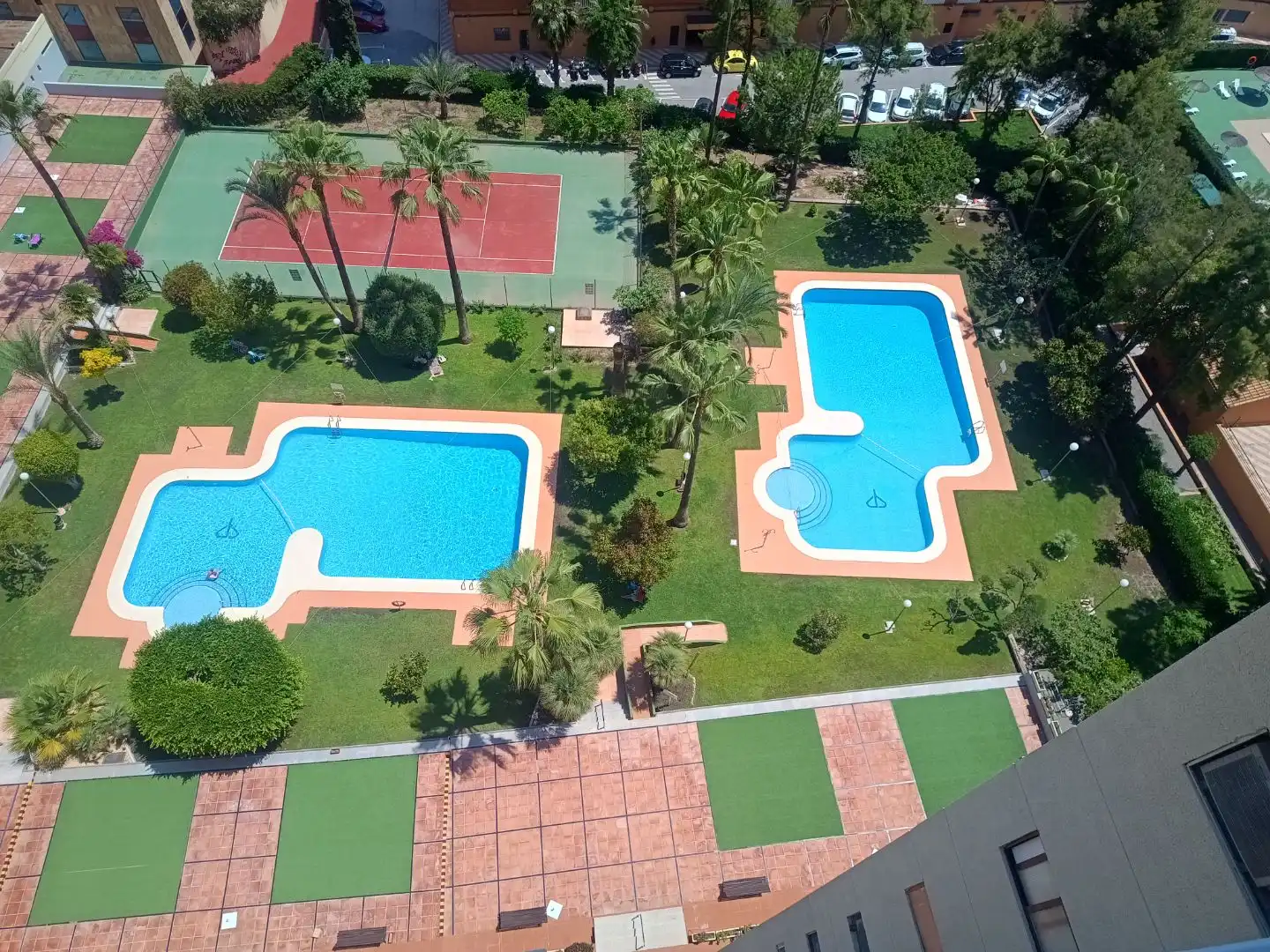 Swimming pool of Flat for rent in Juzgados - Plaza de Toros