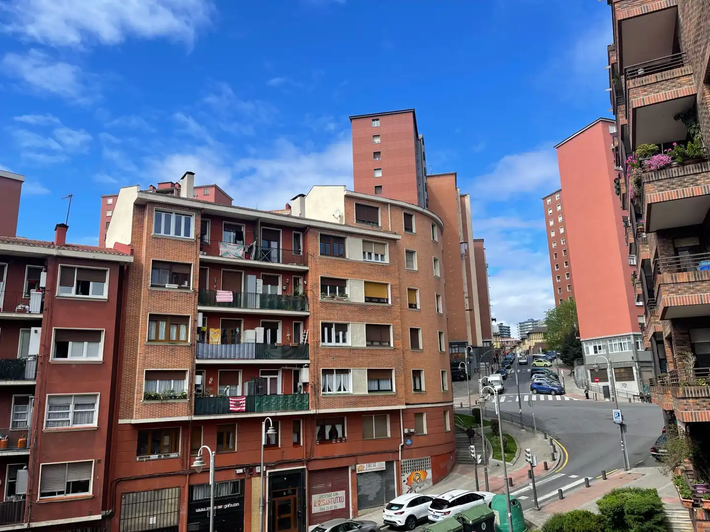 Exterior view of Flat for sale in Bilbao   with Heating, Terrace and Furnished