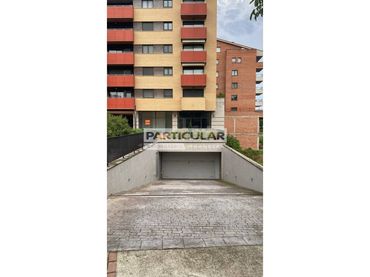 Individual amb ascensor de lloguer a Calle Eix de l´Onze de Setembre 38-40