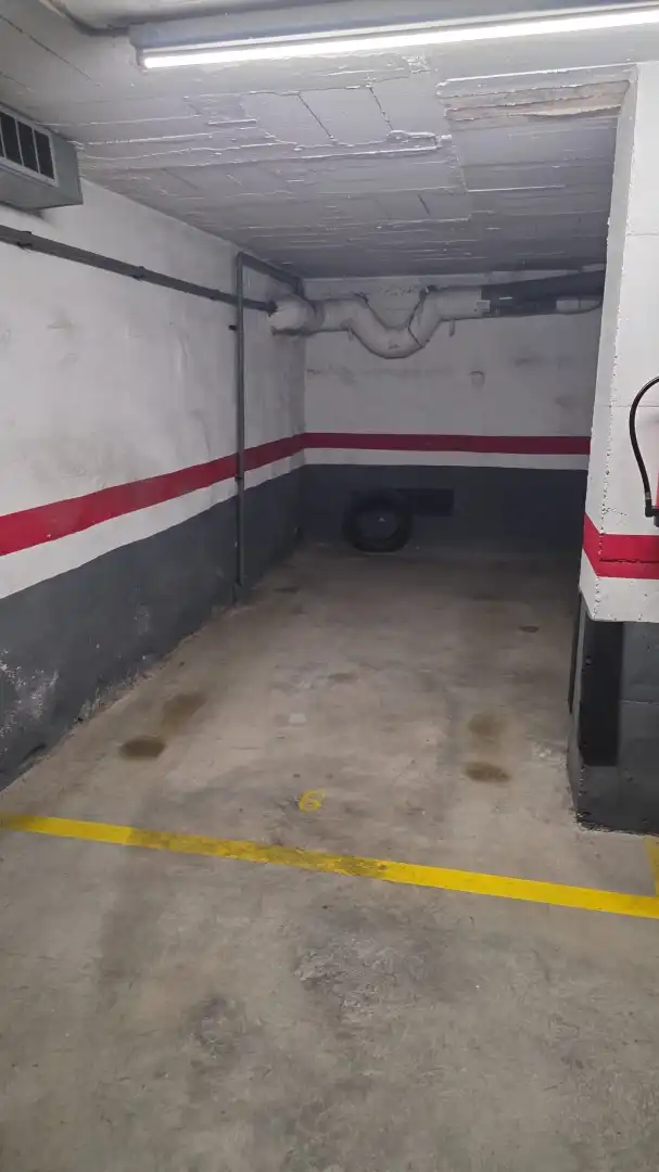 Piso con terraza en venta en Carrer d'Enric Granados, imagen 30