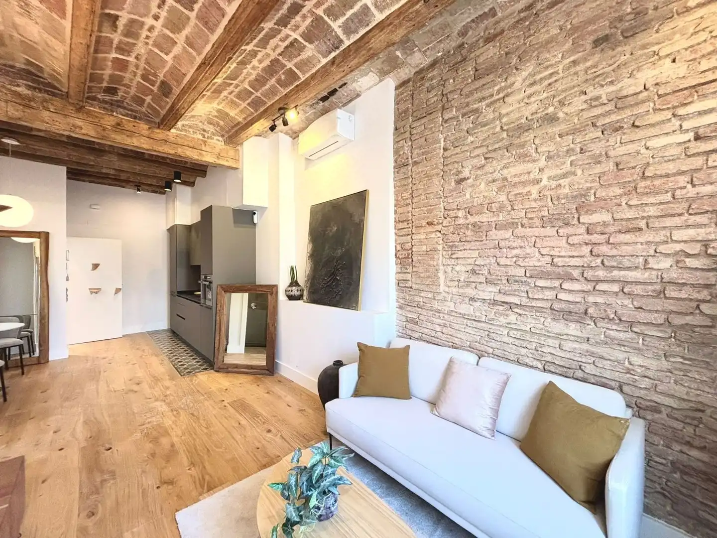 Wohnzimmer von Wohnung zum Verkauf in Barcelona mit Klimaanlage, Terrasse und Alarm