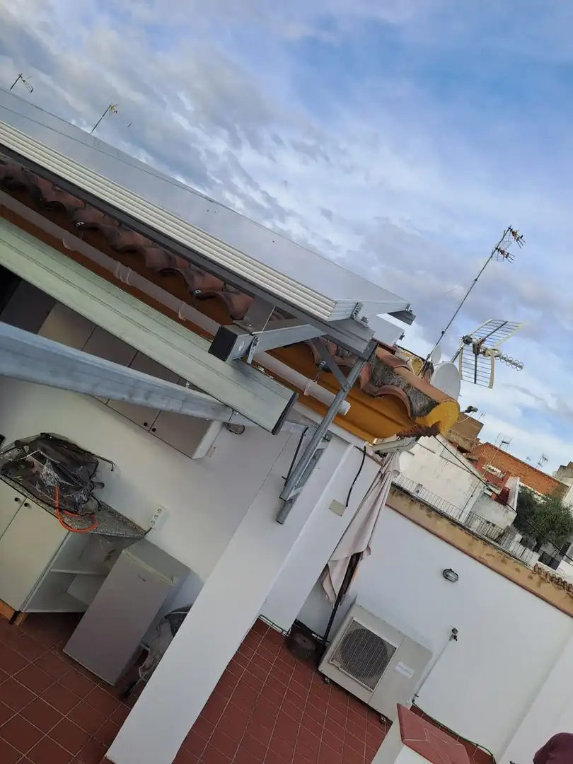 Casa amb balcó en venda a Calle ARROYO MOLINO VIENTO, imagen 42
