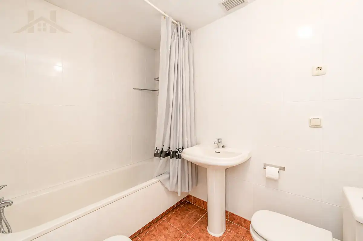 Bany de Pis en venda en Alcobendas amb Aire condicionat, Calefacció i Parquet