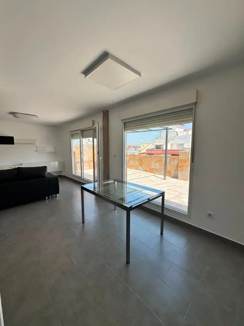 Vista exterior de Ático de alquiler en Valencia con Aire acondicionado, Terraza y Amueblado