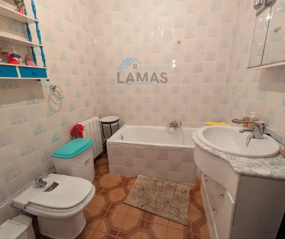 Bathroom of Houses for sale in Valdelacasa de Tajo  with Heating