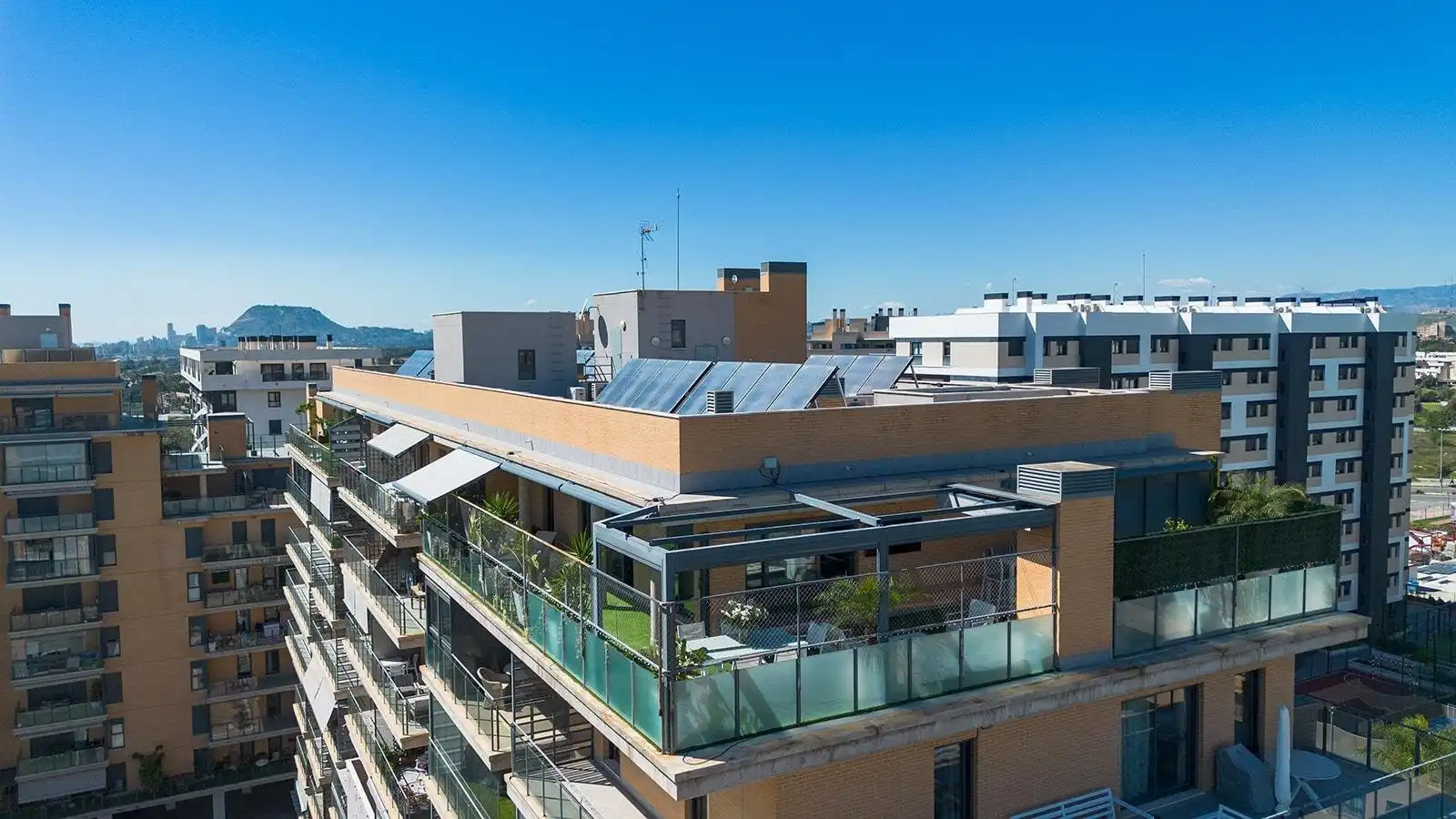 Àtic amb piscina en venda a N/A