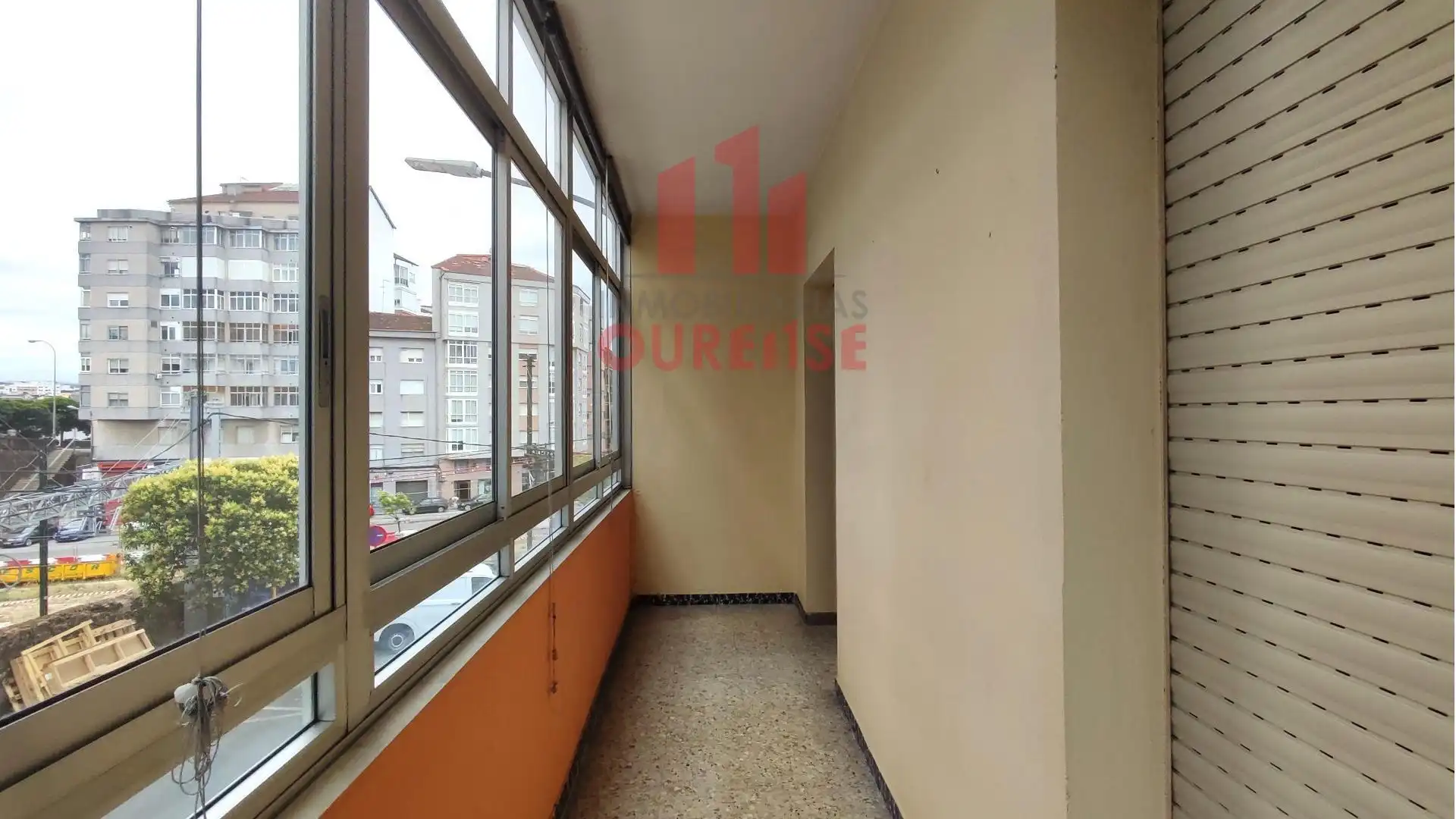 Außenansicht von Wohnung zur Miete in Ourense Capital  mit Heizung, Möbliert und Balkon