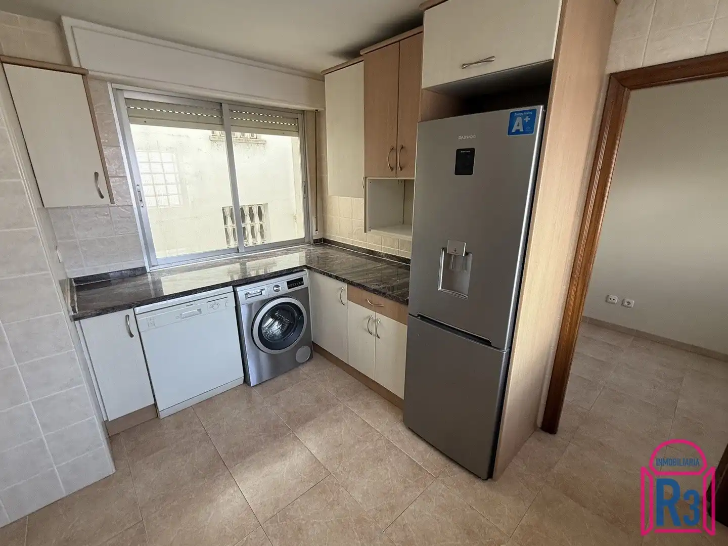 Küche von Wohnung zur Miete in León Capital  mit Heizung, Terrasse und Abstellraum