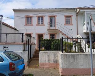 Vista exterior de Casa o xalet en venda en Santiago de Compostela  amb Terrassa