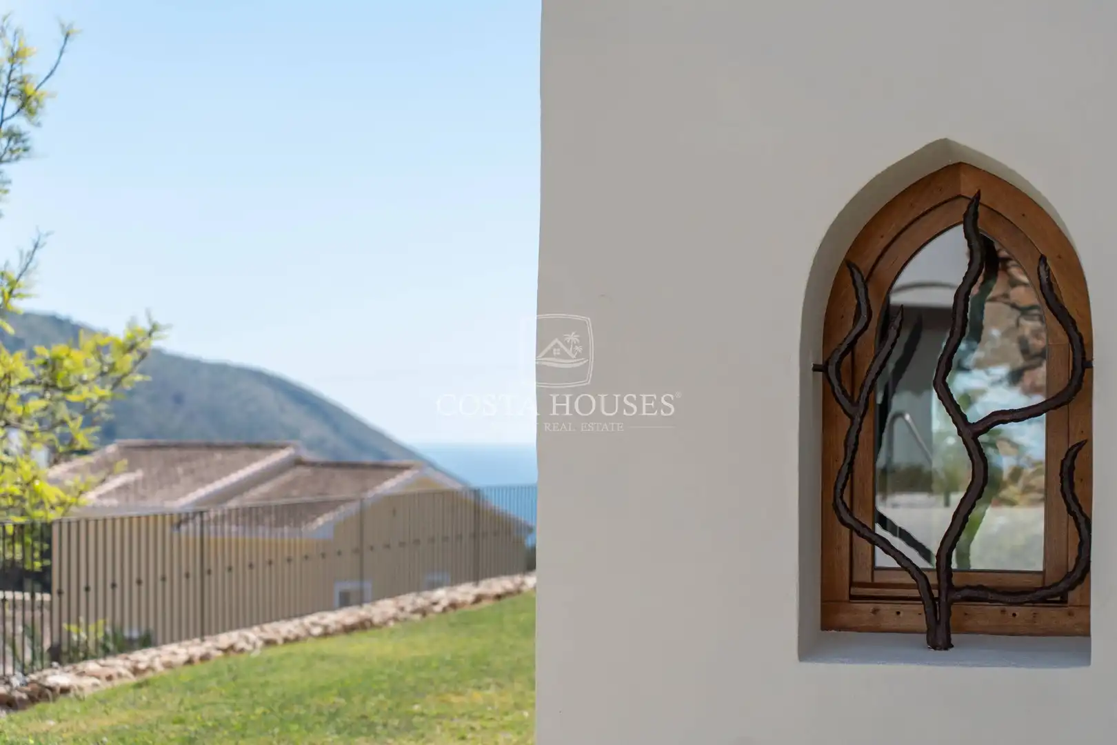 Vista exterior de Casa o xalet en venda en Moraira amb Aire condicionat, Calefacció i Jardí privat