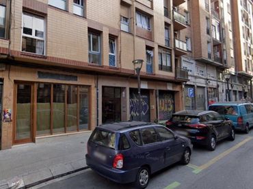 Business premises for sale in Prim Kalea 23