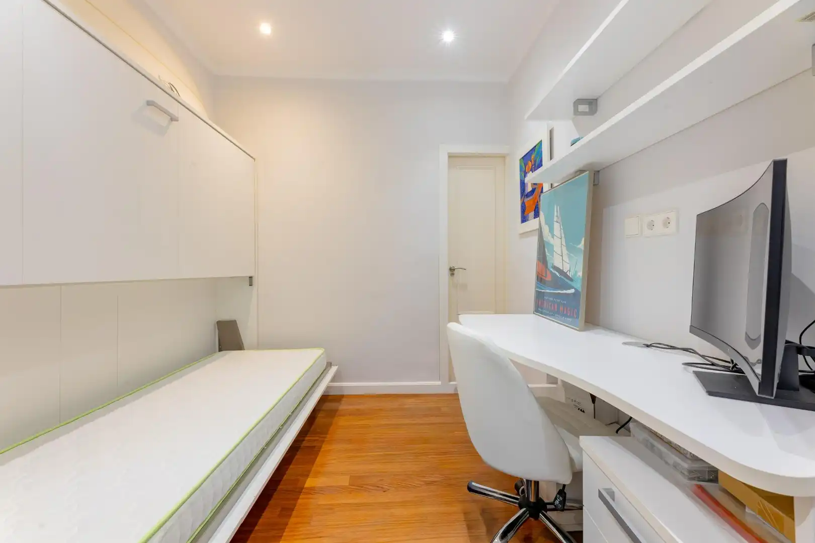 Habitación de Piso de alquiler en Valencia con Aire acondicionado, Calefacción y Amueblado