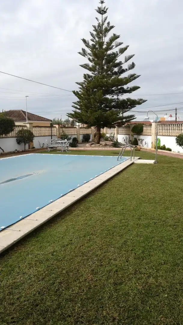 Piscina de Casa o xalet en venda en Arcos de la Frontera amb Aire condicionat, Jardí privat i Traster