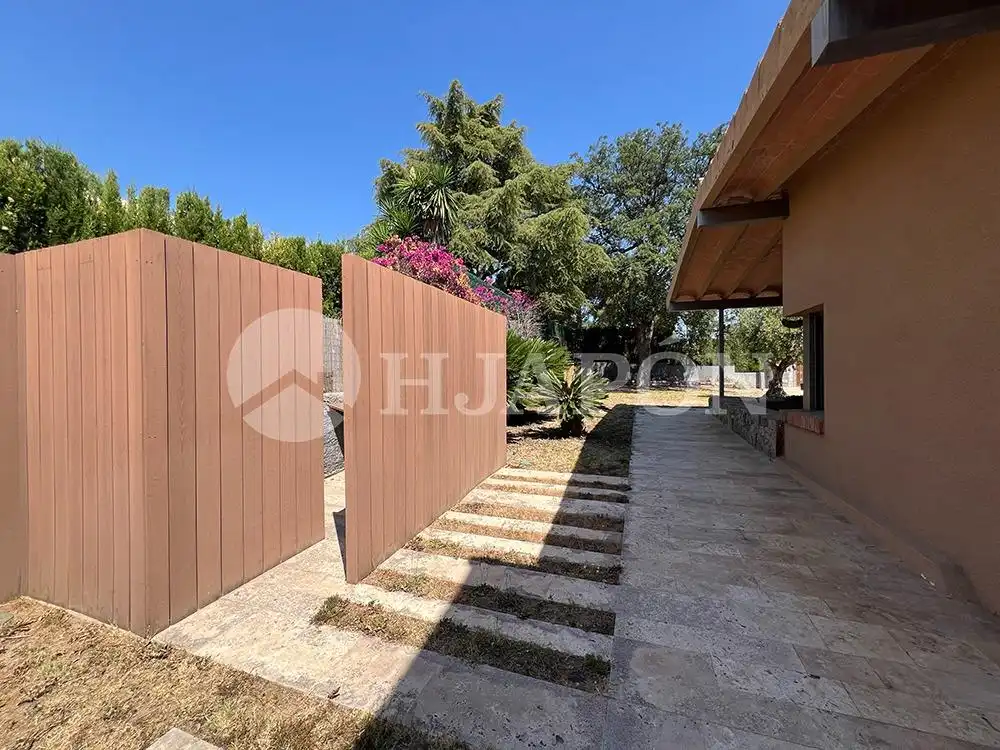 Vista exterior de Casa o chalet en venta en Alella con Aire acondicionado, Calefacción y Jardín privado